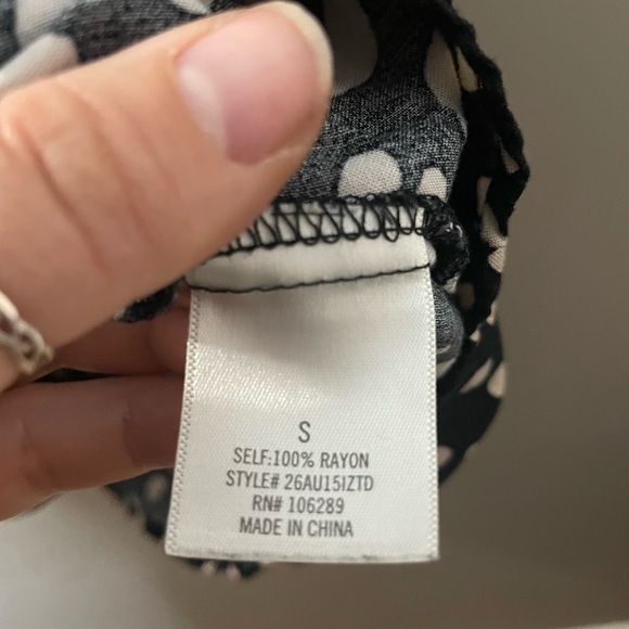 Mi Ami Julieann Smocked Abstract Dot Mini Dress Size S - Picture 8 of 8